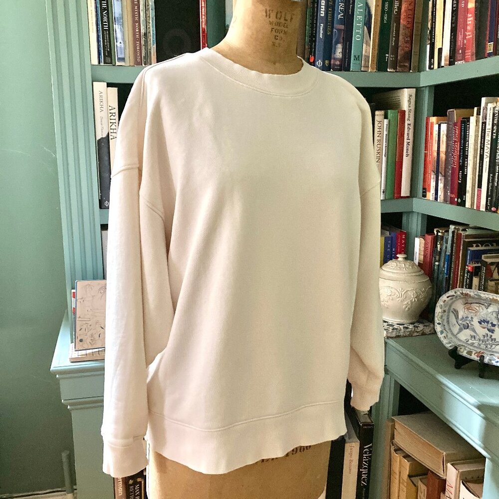 Universal Thread Oversized and Cropped Sweatshirt - Picture 2 of 7